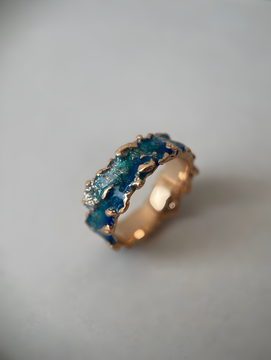 Bouclier de l’Onde Éternelle | Collier Symbolique
