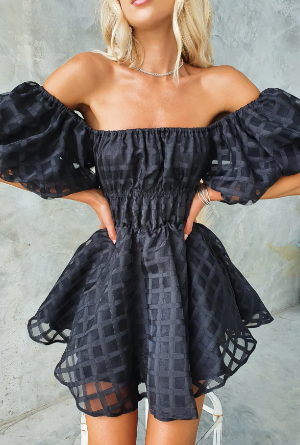 Evie™ | Mini robe à manches bouffantes