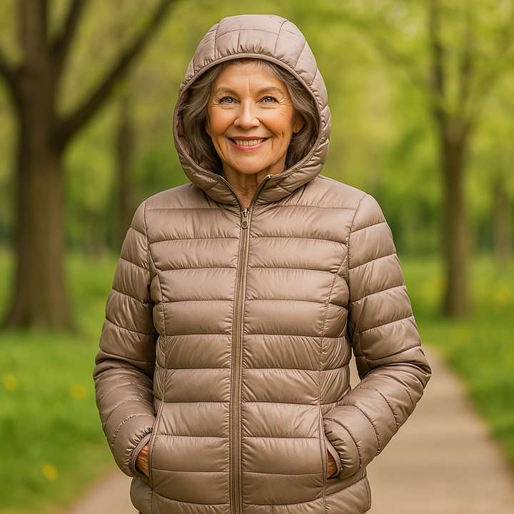 Énora™ | Élégance Matelassée avec Capuche