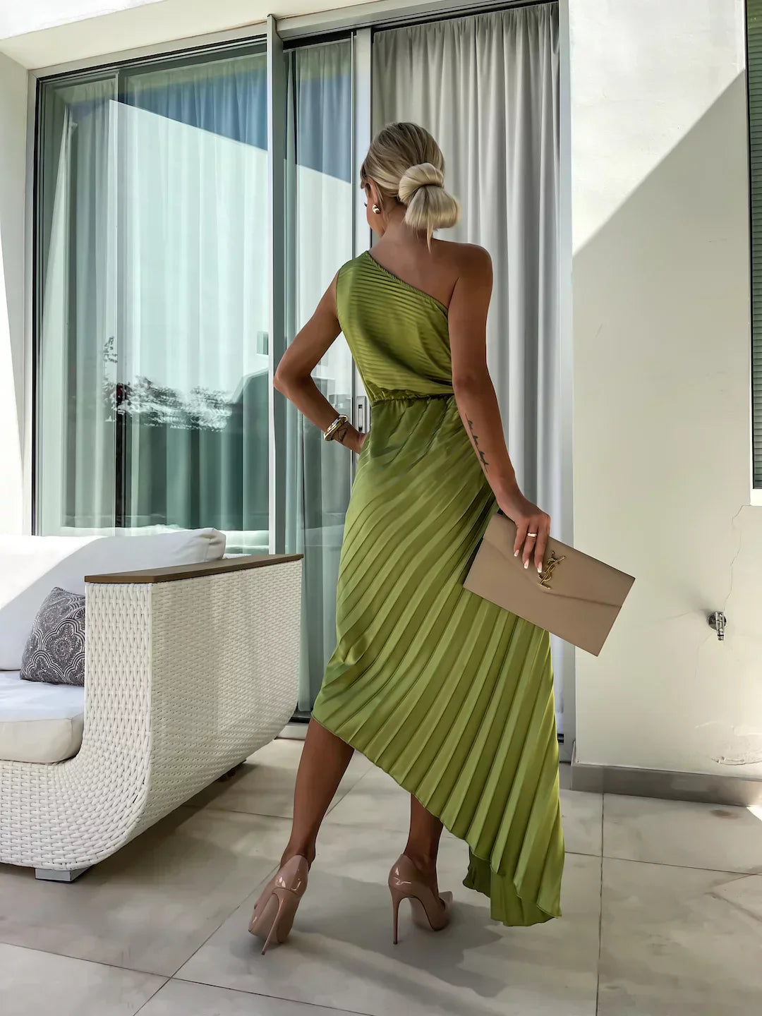 Lizbeth™ | Robe à épaules fleuries
